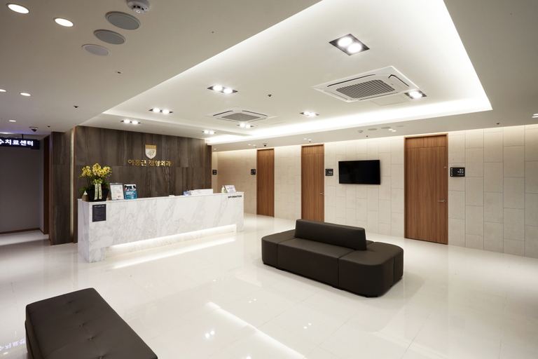 병원로비_이홍근 정형외과